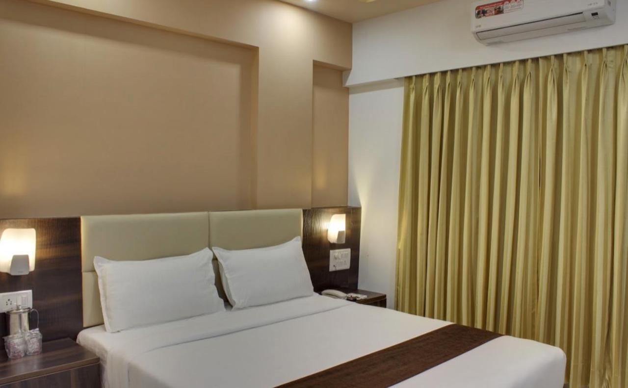 Hotel Galaxy Comforts Mumbai Ngoại thất bức ảnh