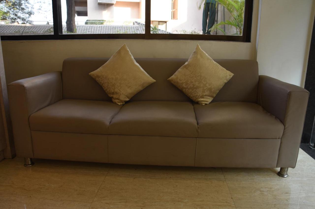 Hotel Galaxy Comforts Mumbai Ngoại thất bức ảnh